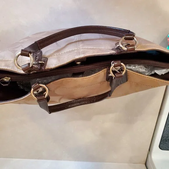 Coach Carly Khaki Signture C's Handbag Tote Bag Purse Lg - Picture 5 of 11